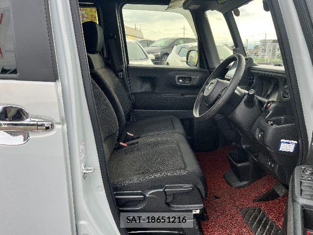 Honda N BOX CUSTOM 2024-01 7222682-9
