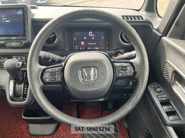 Honda N BOX CUSTOM 2024-01 7222682-13
