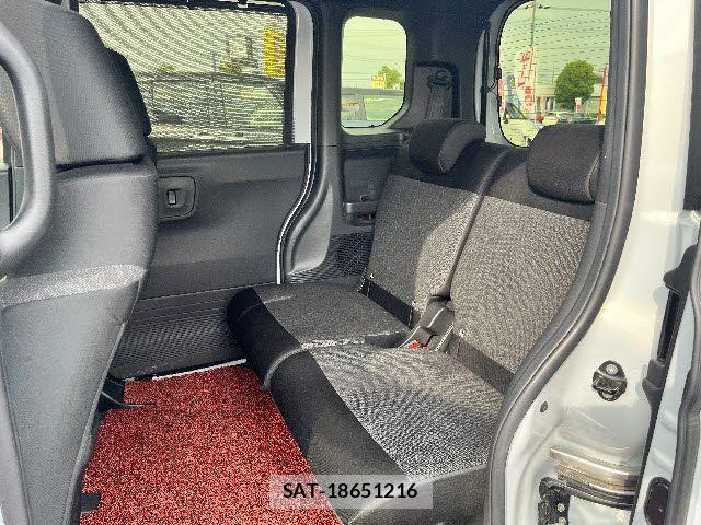 Honda N BOX CUSTOM 2024-01 7222682-18