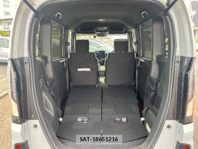 Honda N BOX CUSTOM 2024-01 7222682-21