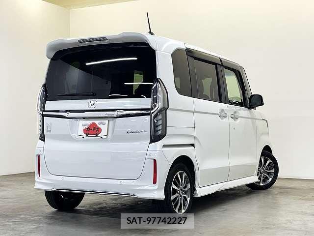 Honda N BOX CUSTOM 2022-10 7222656-2