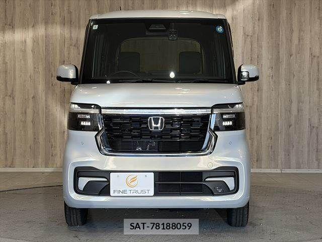 Honda N BOX CUSTOM 2024-01 7222677-13