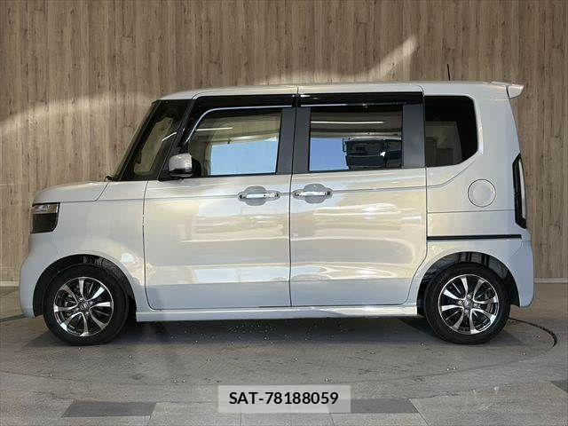 Honda N BOX CUSTOM 2024-01 7222677-19