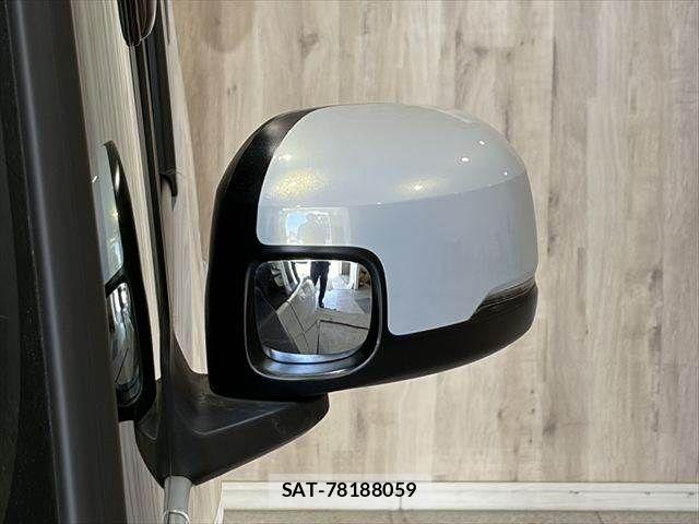 Honda N BOX CUSTOM 2024-01 7222677-20