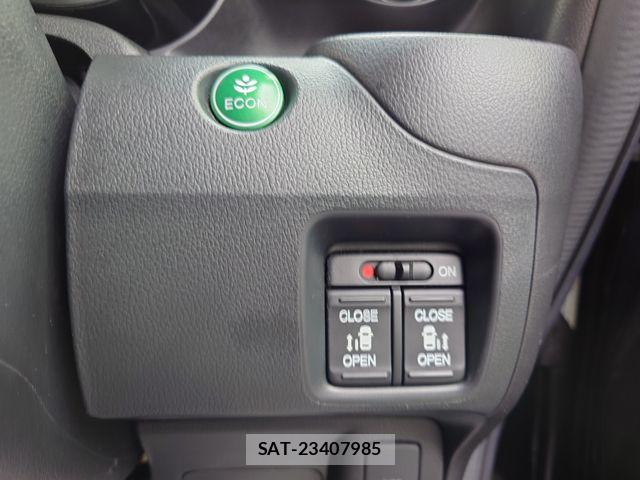 Honda N BOX CUSTOM 2016-04 7222569-18