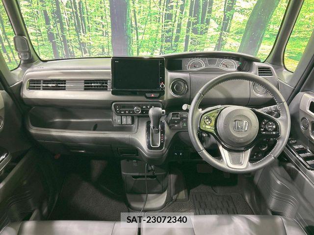 Honda N BOX CUSTOM 2022-02 7222652-1