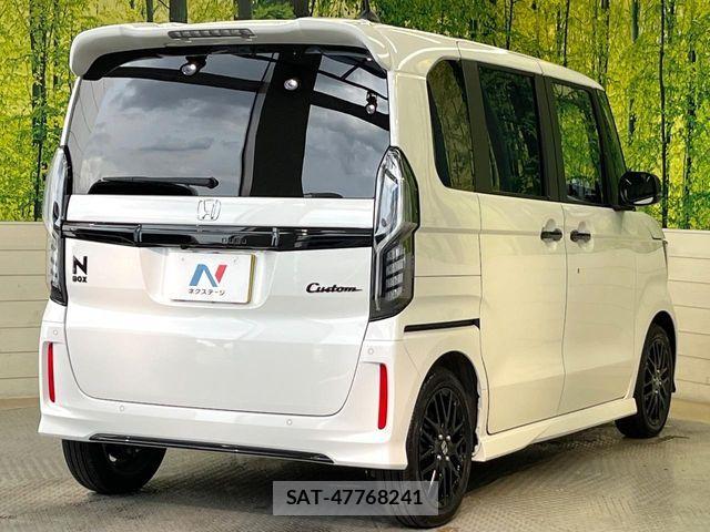 Honda N BOX CUSTOM 2022-05 7222654-16
