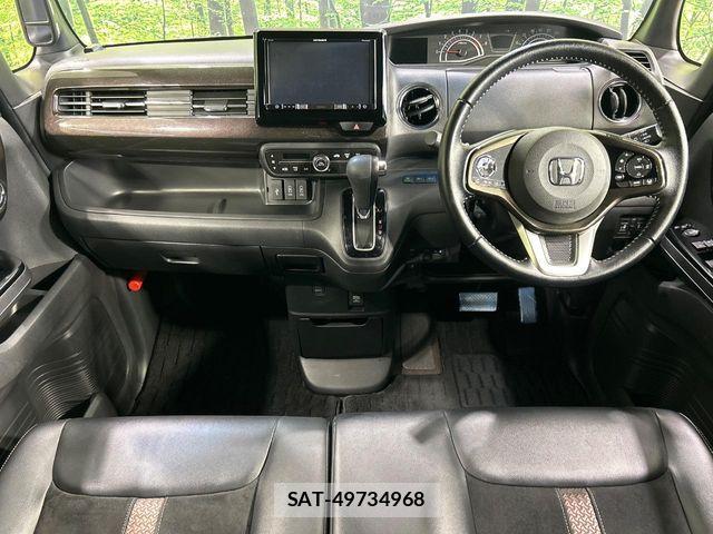 Honda N BOX CUSTOM 2018-04 7251709-1