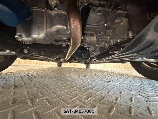 Honda N BOX CUSTOM 2025-09 7251695-27