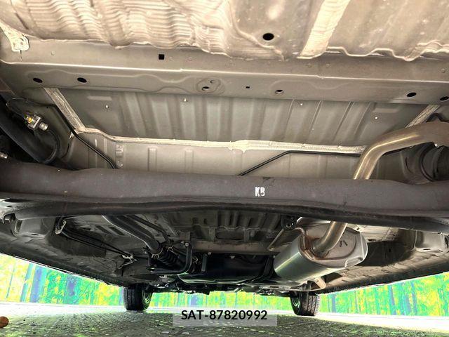 Honda N BOX CUSTOM 2022-12 7251700-18