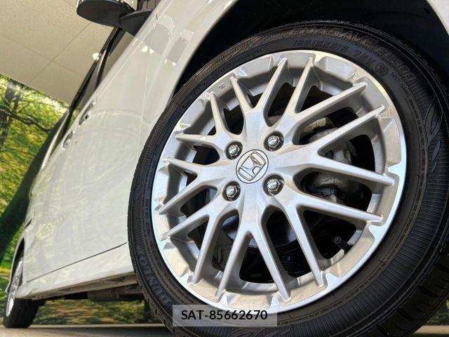 Honda N BOX CUSTOM 2022-01 7251690-12