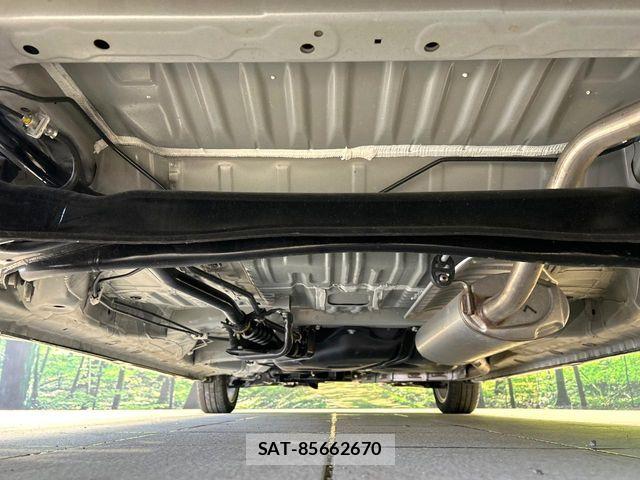 Honda N BOX CUSTOM 2022-01 7251690-18
