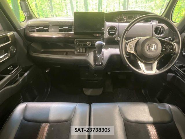 Honda N BOX CUSTOM 2019-05 7251704-1