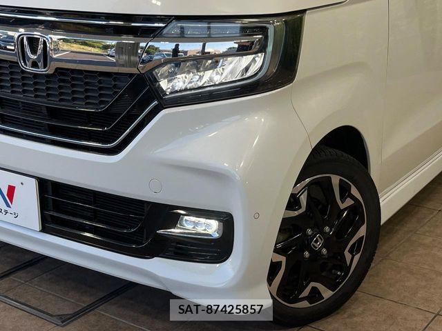Honda N BOX CUSTOM 2019-01 7251711-11