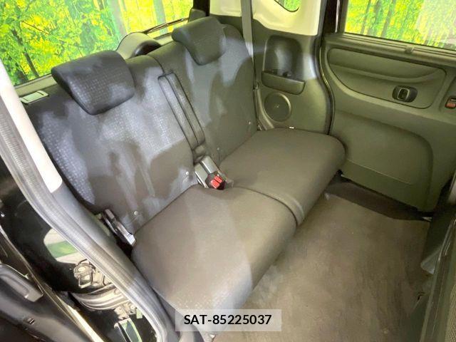 Honda N BOX CUSTOM 2017-06 7251713-8