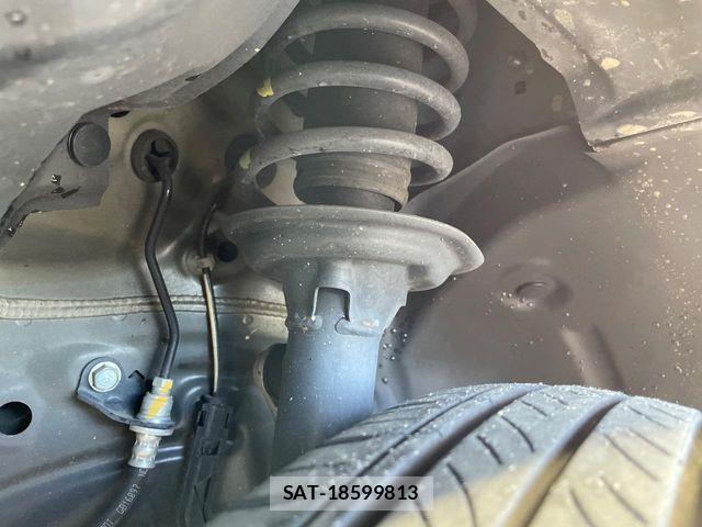 Honda N BOX CUSTOM 2023-11 7250586-19