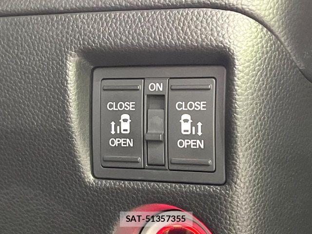 Honda N BOX CUSTOM 2022-02 7272478-6