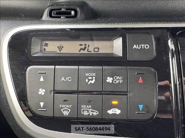 Honda N BOX CUSTOM 2017-04 7271359-17