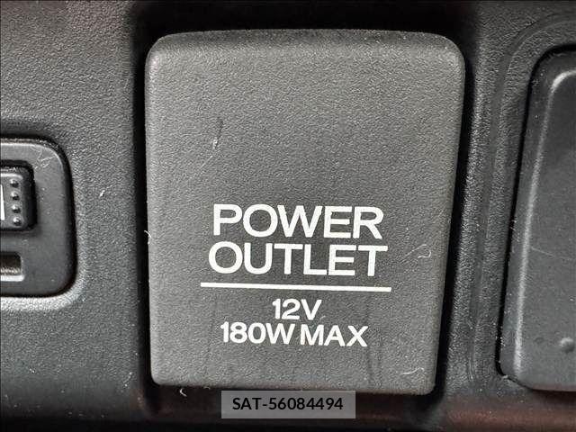 Honda N BOX CUSTOM 2017-04 7271359-27