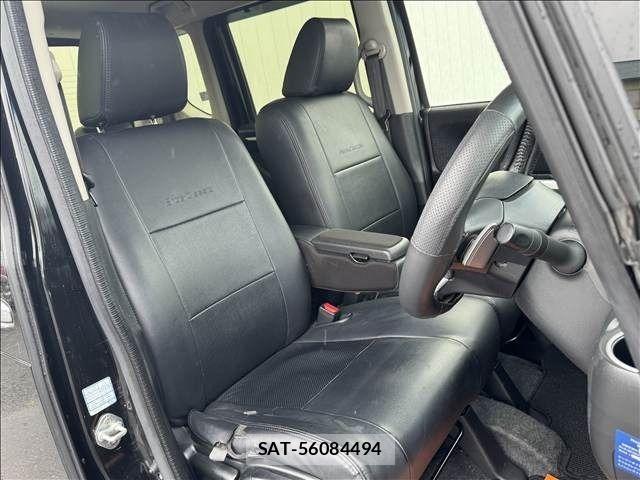 Honda N BOX CUSTOM 2017-04 7271359-8