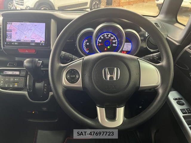 Honda N BOX CUSTOM 2015-09 7271358-13