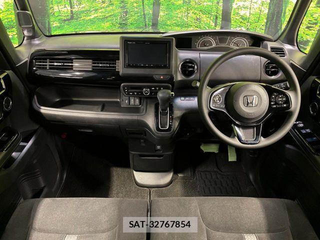 Honda N BOX CUSTOM 2021-05 7272497-1