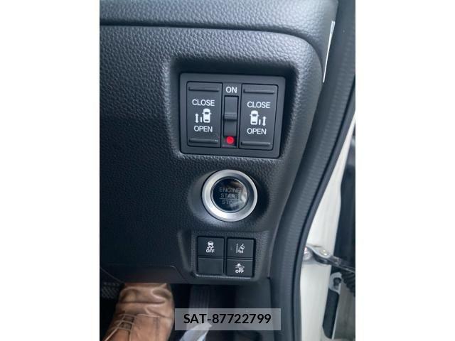 Honda N BOX CUSTOM 2020-07 7272507-11