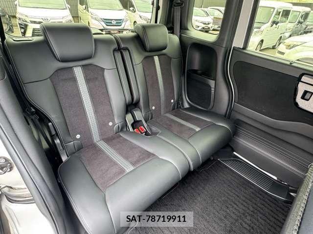 Honda N BOX CUSTOM 2021-11 7272503-9