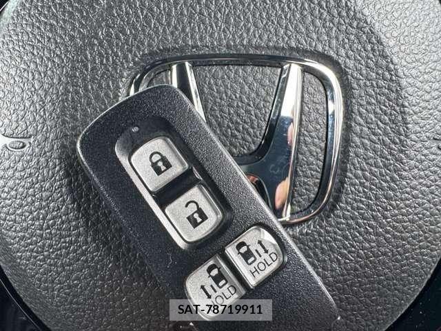 Honda N BOX CUSTOM 2021-11 7272503-14