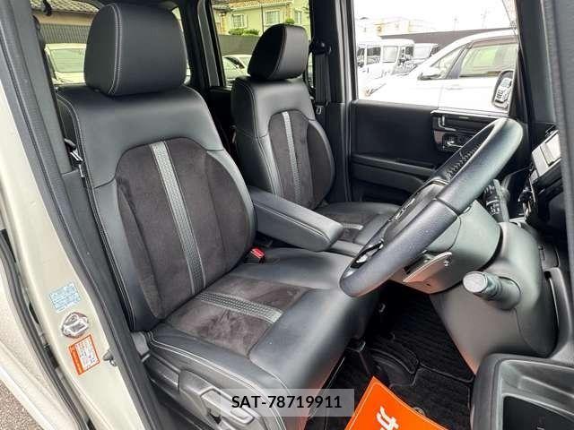Honda N BOX CUSTOM 2021-11 7272503-8
