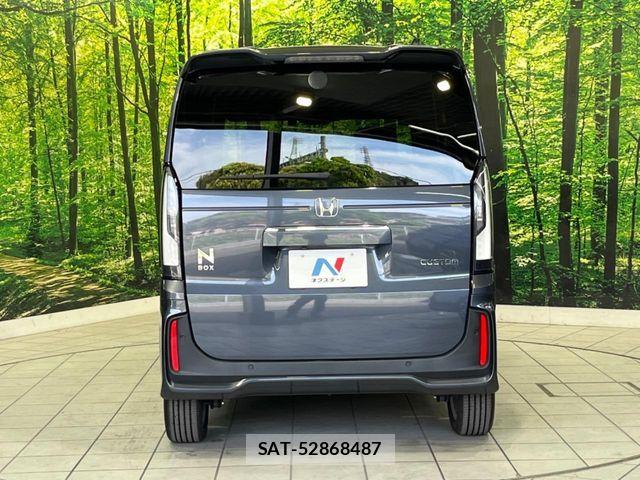 Honda N BOX CUSTOM 2024-03 7272479-14