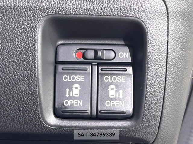 Honda N BOX CUSTOM 2017-06 7272509-2