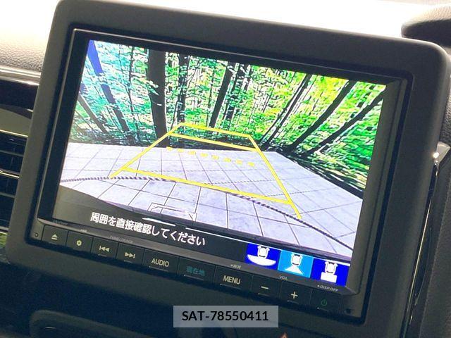 Honda N BOX CUSTOM 2023-01 7272492-3