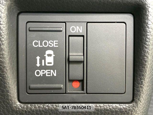 Honda N BOX CUSTOM 2023-01 7272492-5