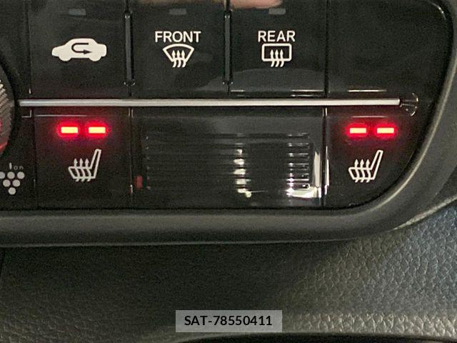 Honda N BOX CUSTOM 2023-01 7272492-6