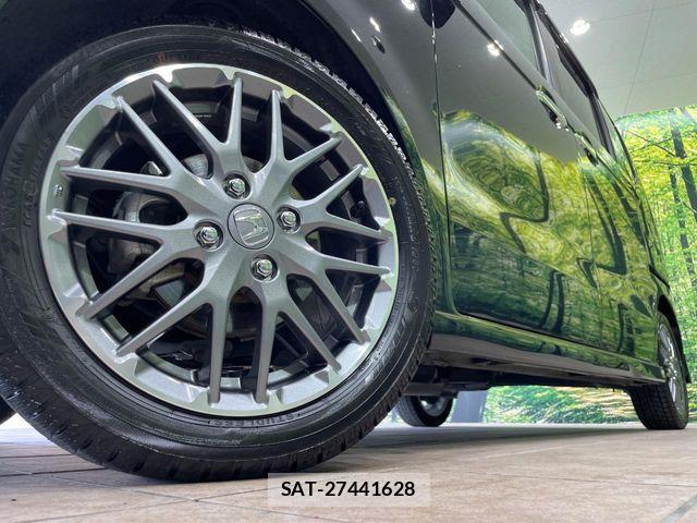 Honda N BOX CUSTOM 2023-11 7272476-12
