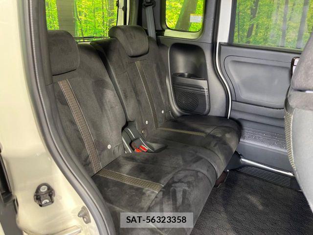 Honda N BOX CUSTOM 2017-12 7272502-8