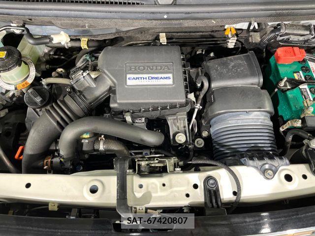 Honda N BOX CUSTOM 2019-01 7272494-17
