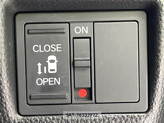 Honda N BOX CUSTOM 2019-09 7272501-4
