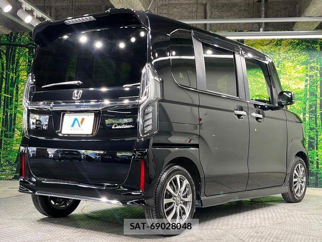 Honda N BOX CUSTOM 2022-02 7272489-16