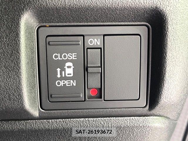 Honda N BOX CUSTOM 2026-05 7272477-5