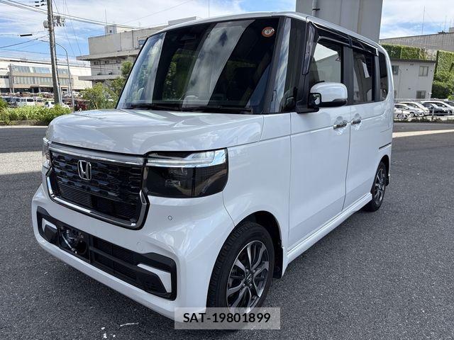 Honda N BOX CUSTOM 2024-02 7272490-2