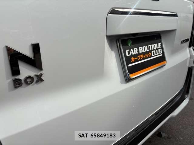 Honda N BOX CUSTOM 2023-11 7272474-11