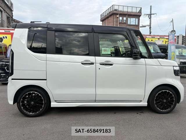 Honda N BOX CUSTOM 2023-11 7272474-3
