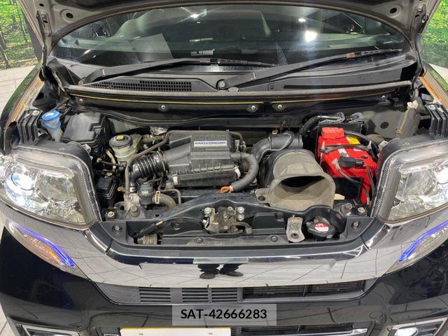 Honda N BOX CUSTOM 2015-05 7328859-17