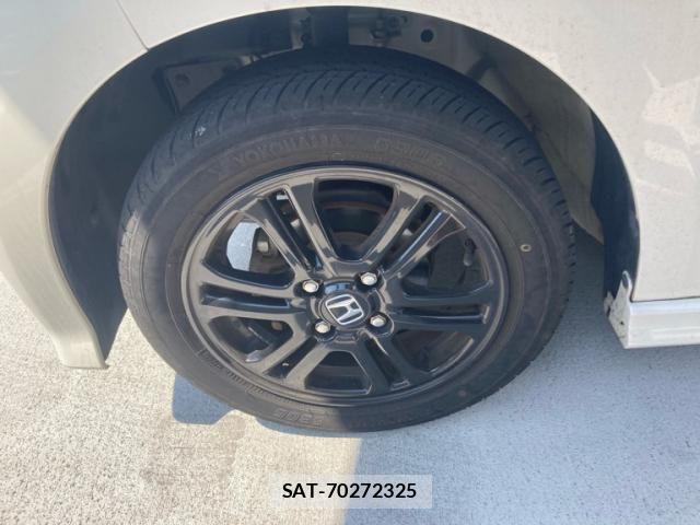 Honda N BOX CUSTOM 2017-01 7328861-10