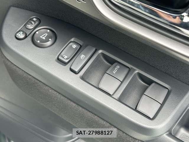 Honda N BOX CUSTOM 2026-02 7328783-13