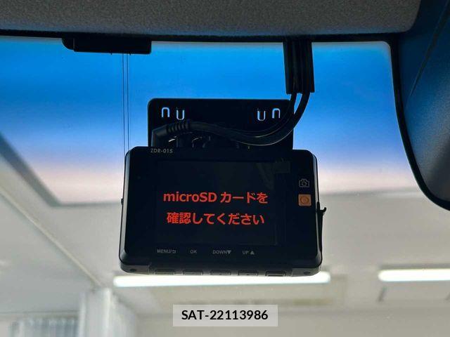 Honda N BOX CUSTOM 2015-08 7328869-13
