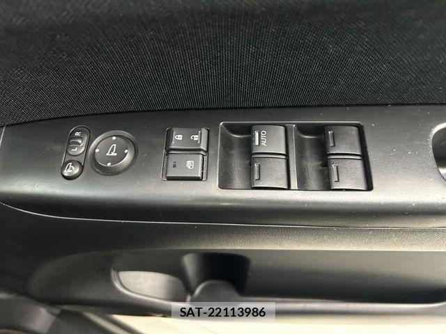 Honda N BOX CUSTOM 2015-08 7328869-16