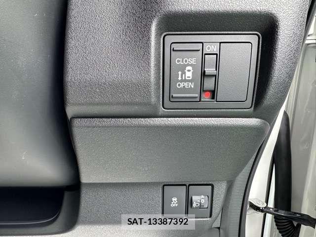 Honda N BOX CUSTOM 2026-04 7328799-13